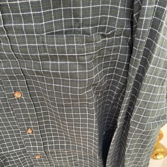 Brooks Brothers 100% Cotton Button Down - Picture 7 of 7